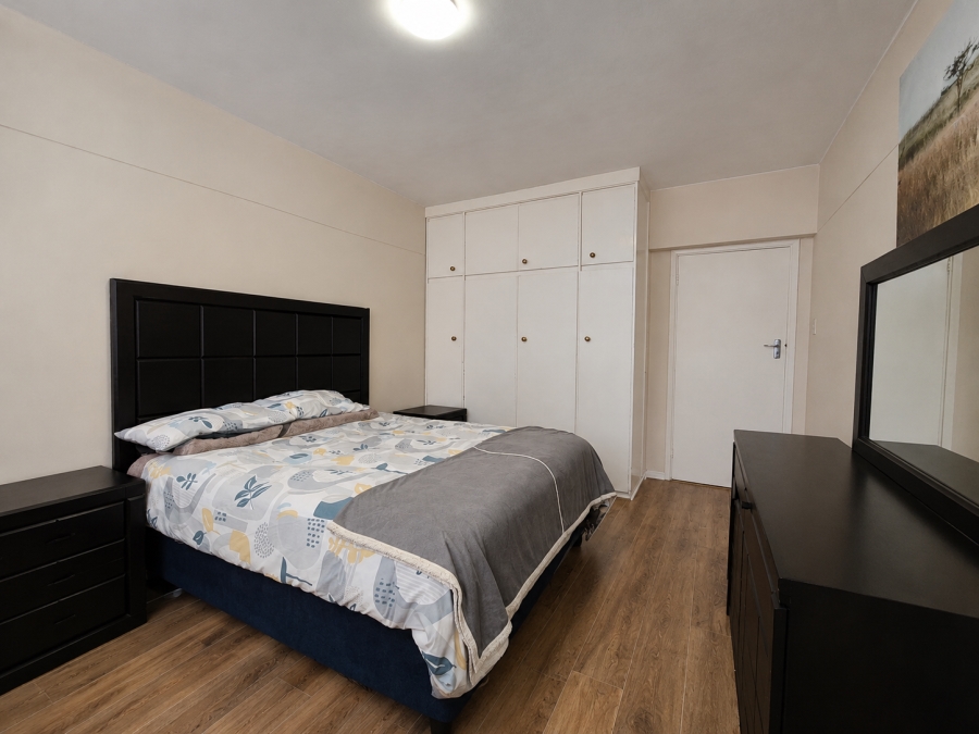 2 Bedroom Property for Sale in Wynberg Upper Western Cape
